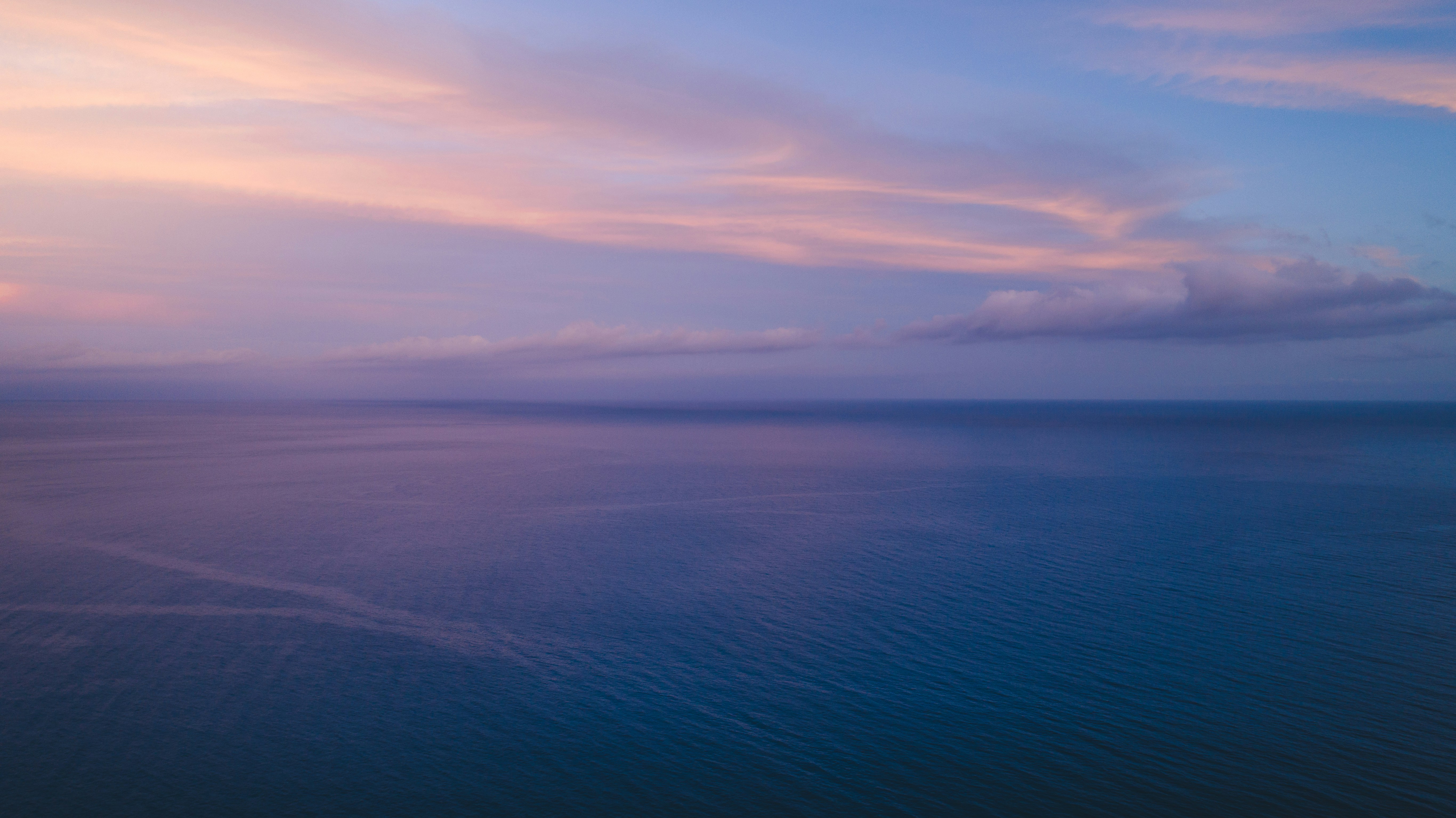 lachlan-thompson-qMUL6QnA-S0-unsplash